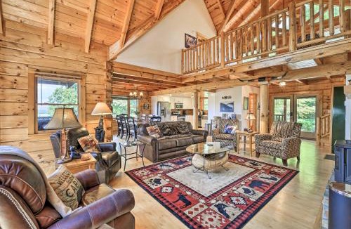 Piney Creek House | River Access & Game Room: Piney Creek Cabin!
