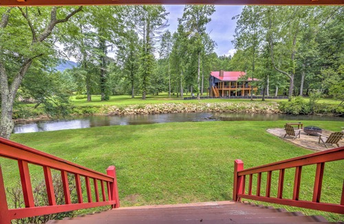 Suches Cabin | River Haven - Elegant Cabin Tucked Away on the Toccoa River