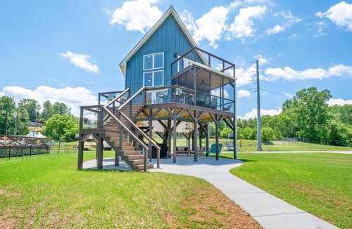 Rhodhiss Villa | River Lofts - Onyx & Catawba Cottages