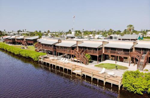 Everglades City Villa | River Wilderness Waterfront Cabins