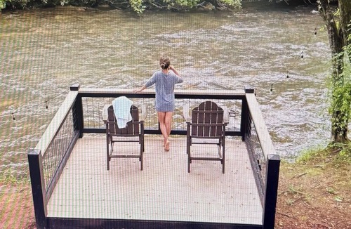 Epworth Cabin | Riverbend Waterfront Cabin-Fishing-Hot Tub-Gated