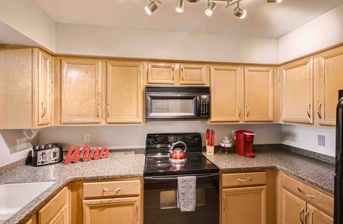 North Capitol Condo | Riverfront Condo | Walk to Broadway