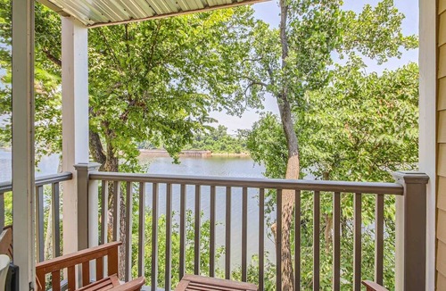 North Capitol Condo | Riverfront Condo | Walk to Broadway