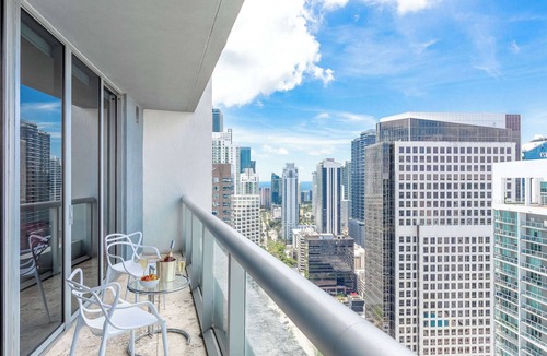 Downtown Miami Apartment | Riverwalk Access Brickell Unit | Prime Location