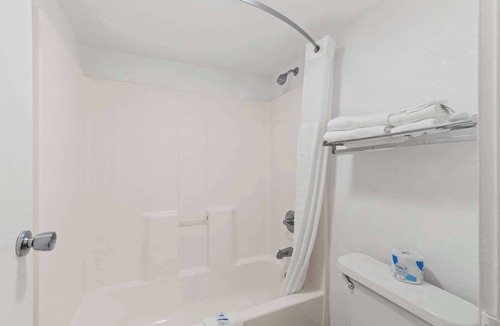 Dalton Hotel | Rodeway Inn Dalton South