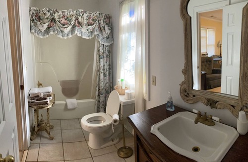 Fayette Bed & Breakfast | Rose House Inn