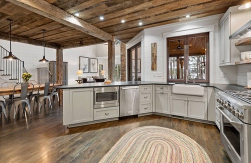 Nebo House | Row House | Lakefront Luxury, Private Dock, Gas Grill & Fire Pit!