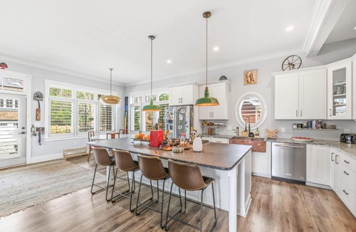 North Charlotte Bed & Breakfast | Rowen Tree Queen Room