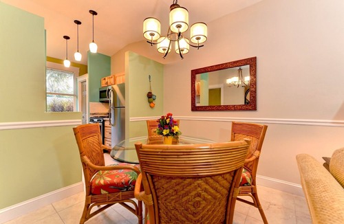 Indian Beach Sapphire Shores Villa | ROYS PLACE is romantic and ALL TO YOURSELF