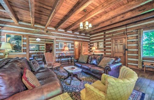 Dover House | Rustic Dover Retreat w/Porch - Walk to Boat Ramp!
