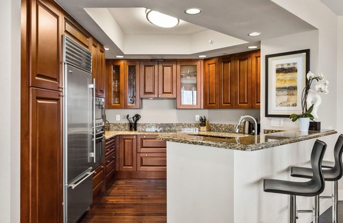 Singer Island Condo | SALE on Ritz multi million lux 24th flr -infinity pool on private beach, gym