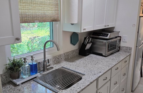 Panacea Cottage | SALT AIR AND SERENDIPITY Unit A