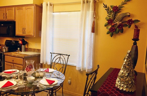 Loma Linda House | Salt Water Pool, Convenient to Disney, Universal, Golf, Restaurants, Shopping