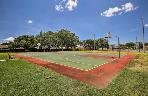 Sabal Harbour Cottage | Saltwater Pool, Spa & Lanai: Bradenton Home