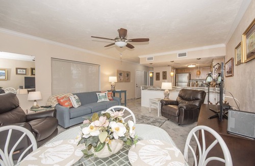 Panacea Condo | Salty Breezes, Panacea.Bay Front, Wrap Around Balcony, Pool, NO BOATS