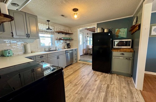 Edisto Island House | Sand By Me | Dog-Friendly Ocean View, Edisto Beach