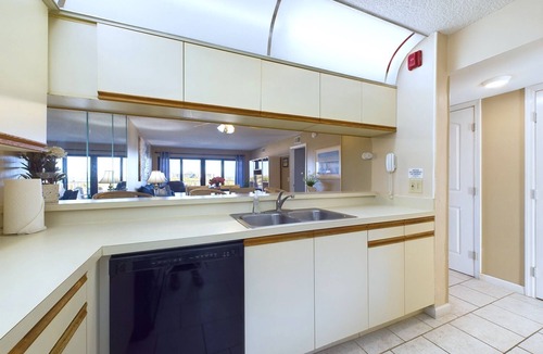 Cocoa Isles Condo | Sandcastles 2BR/2BA Cocoa Beach Ocean Views! Heated Pool!