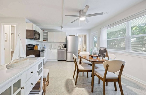 Satellite Beach Apartment | Sandpiper 𓇼 1BR/1BA Across From Beach!