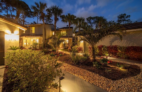 Kings Lake House | Santa Cruz Lakeside Retreat - 10