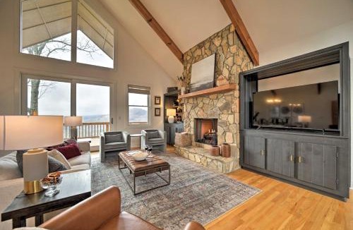 Sapphire House | Sapphire 5BR Luxe: 5 Private Baths, Mtn Views