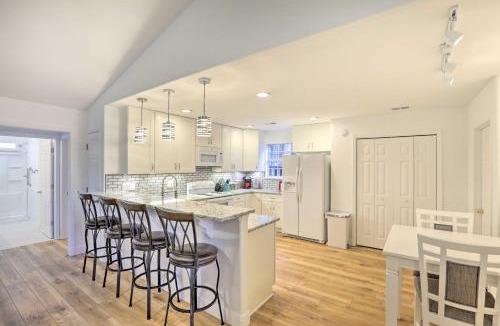 Tallahassee House | Sassy Tallahassee Home, 5 Mi to Downtown!
