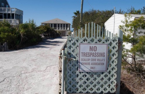 Cape San Blas Cottage | Scallop Cove #3 - Phish Headz - Bayfront, Pet Friendly, Save 15% on 25' Bookings!