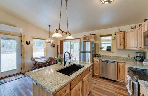 Murphy Cottage | Scenic Murphy Cabin w/Hot Tub, Fire Pit & Views