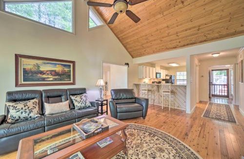 Sapphire House | Scenic Sapphire Condo w/Deck + Gas Grill!