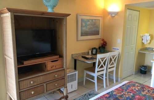 East Daytona House | Sea Shells Beach Club #110 Apartment