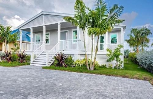 Key West House | Seagate House -Waterfront w Dock