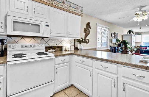 Navarre Beach Condo | Seas the Day