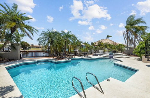 Gulf Harbors House | Seaway Cove, Waterfront