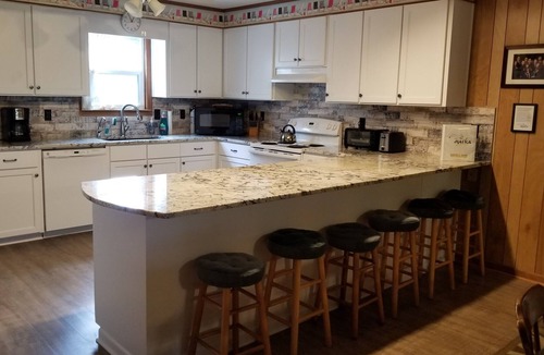 Edisto Island House | Secluded Beachwalk House - Great Layout for Families and Groups! Pet Friendly.