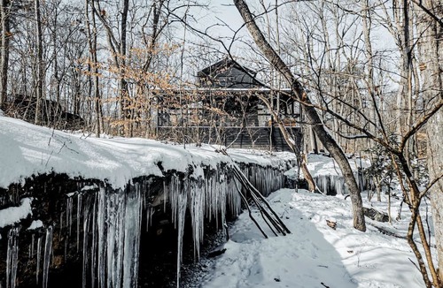 Monteagle Cabin | Secluded Cabin in the Woods in Monteagle, Tennessee