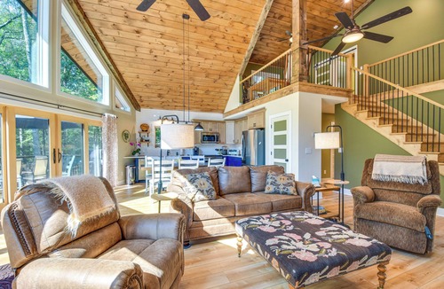 Gainesville Cabin | Secluded Lake Lanier Cabin w/Game Area