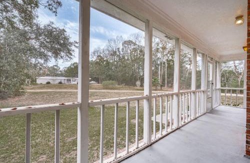 Mount Pleasant House | Secluded Mount Pleasant Home - 6 Mi to Beaches!