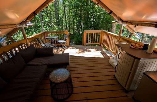 Coalmont RV Rental | Secluded Off-Grid Glamping Tent with Private Bathhouse Near The Caverns & Waterfalls – Coalmont, Tennessee