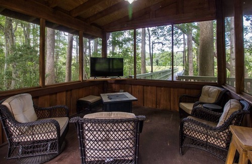 Ocklawaha House | Secluded Waterfront Retreat With Private Dock