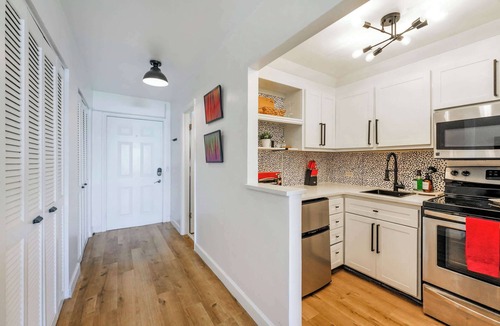 North Bay Village Condo | Serene Bayview Studio for a Perfect Stay
