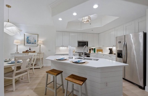 East Naples Apartment | Serene Resort Lifestyle Condo Near Beach & 5th Ave