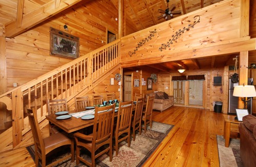 Sevierville Villa | Sevierville 6 - Five Bedroom Villa, Sleeps 14