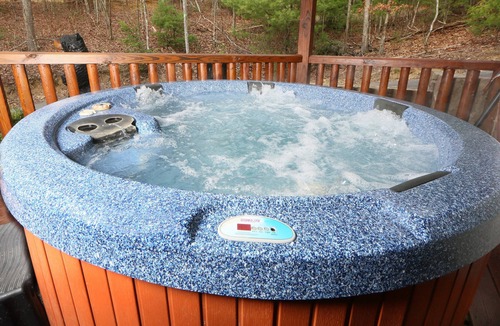 Sevierville Villa | Sevierville 6 - Five Bedroom Villa, Sleeps 14