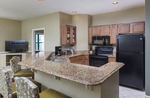 Sevierville Condo | Sevierville | Pool & Mountains | 3BR Condo Sleeps 10