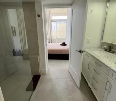 South of Fifth Apartment | Shaomi South Beach