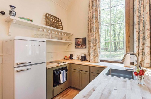 McEwen House | Sharp Shin at Buckhorn Hollow