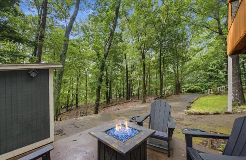 Jasper House | Sharp Top Mountain Retreat