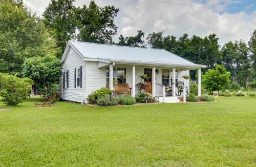 Burgaw House | ‘Shepard Cottage’ Near Wilmington & Wedding Venue
