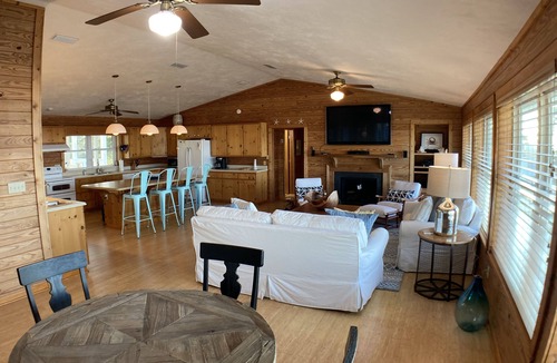 Alligator Point House | "Shifting Sands" Private Beach Front 3 Bd, 2 Bath, sleeps 8