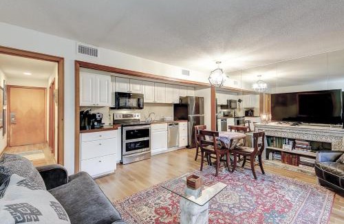 West Beach Village House | Shipwatch Road 1413