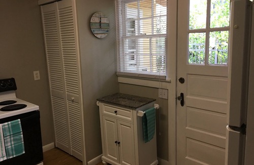 Saint Simons Island Cottage | Short walk to beach or Pier Village, We consider FLETC